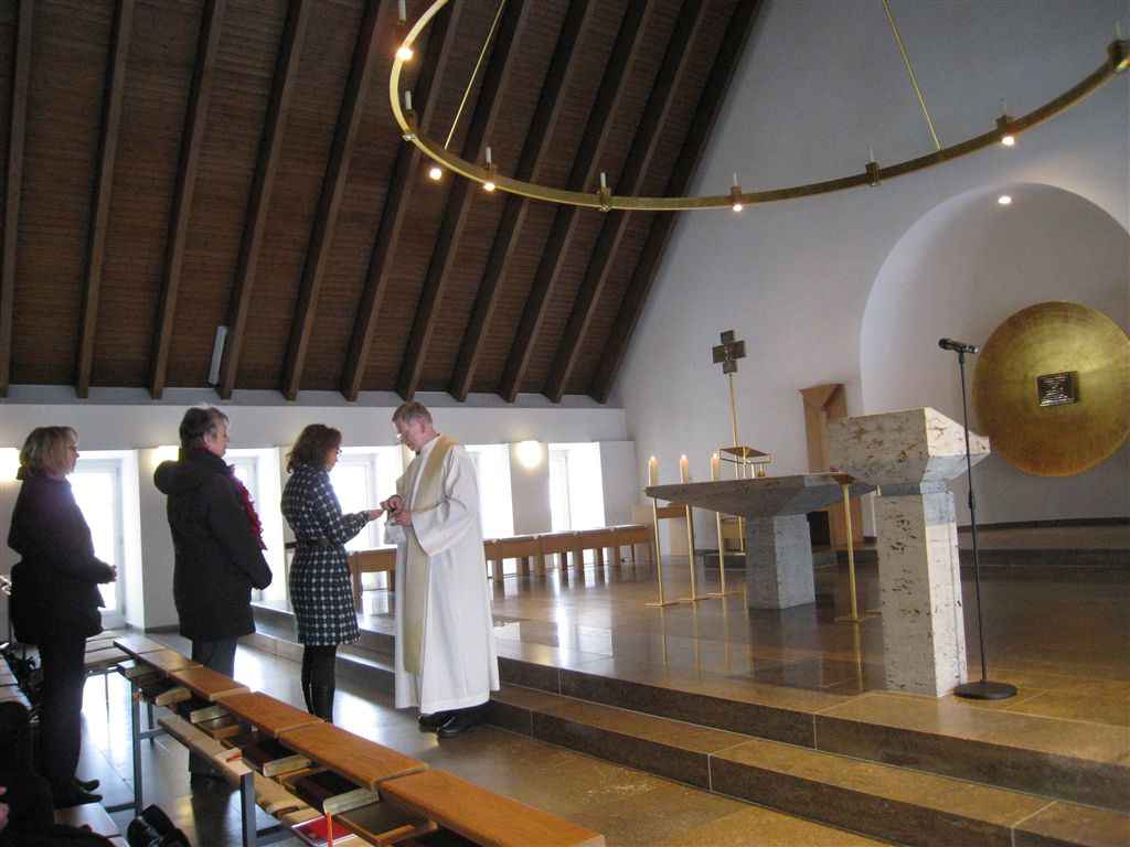 Einführungskurs für Kommunionhelfer in Himmelspforten am 23.02.2013