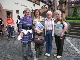 Ausflug der Gebetsgemeinschaft Adoramus nach Aschaffenburg 026_internet.jpg
