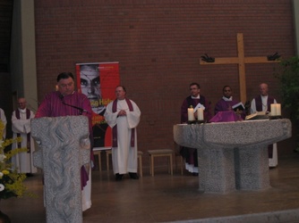 Gottesdienst zur Vorbereitung der Seligsprechung v. Pfr. Haefner 006_internet.jpg