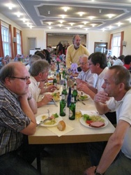 Begegnungsabend des Dekanates Wuerzburg links des Mains 009_internet-001.jpg