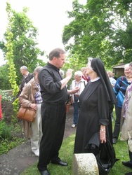 Ausflug der Gebetsgemeinschaft Adoramus nach Aschaffenburg 035_internet.jpg
