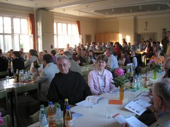 Begegnungsabend des Dekanates Wuerzburg links des Mains 004_internet-001.jpg